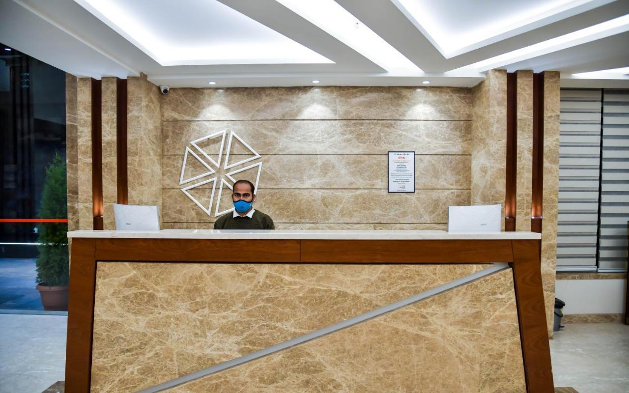 Shree Ganga Smb Hotels Удджайн Экстерьер фото