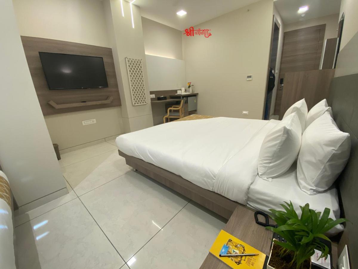 Shree Ganga Smb Hotels Удджайн Экстерьер фото